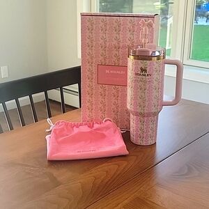 The Stanley X LoveShackFancy Quencher | 40 Oz Blooming Heirloom